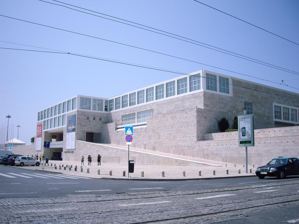 Residencial Camoes Bed & Breakfast Lisboa Dış mekan fotoğraf