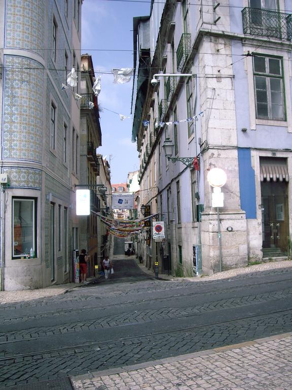 Residencial Camoes Bed & Breakfast Lisboa Dış mekan fotoğraf