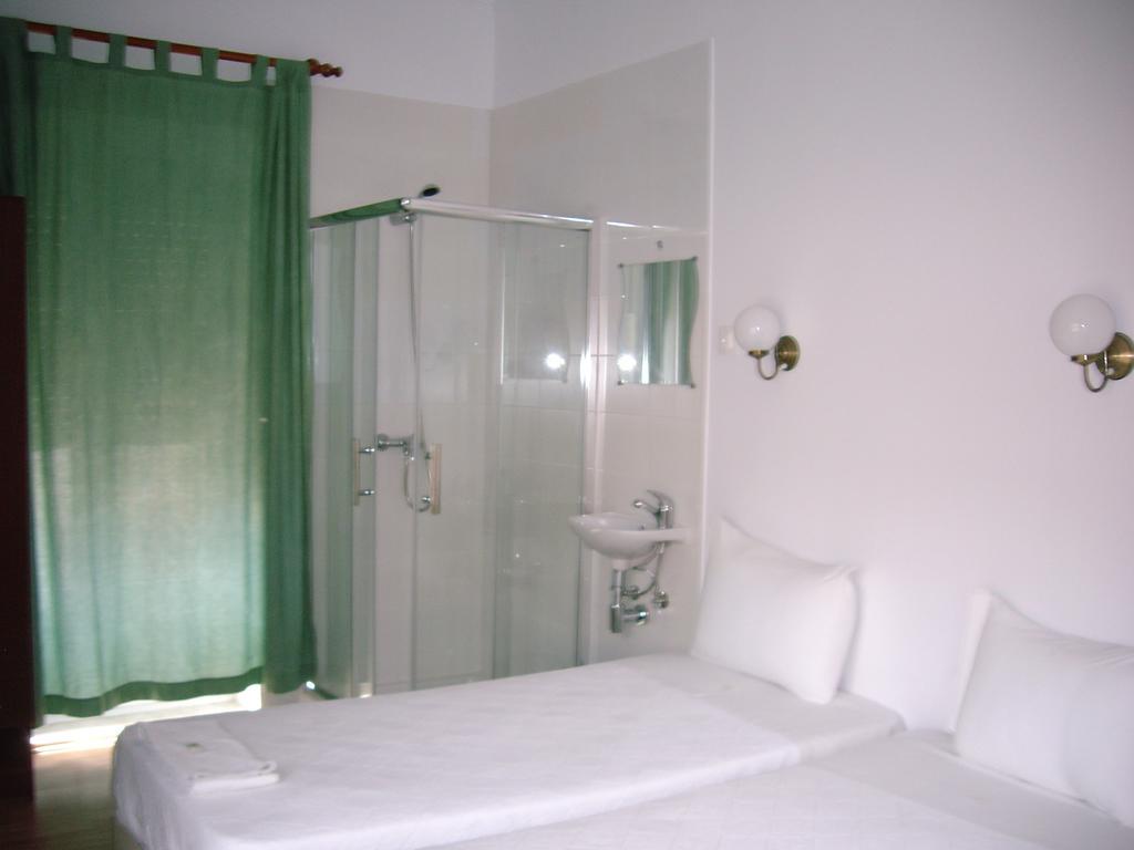 Residencial Camoes Bed & Breakfast Lisboa Oda fotoğraf