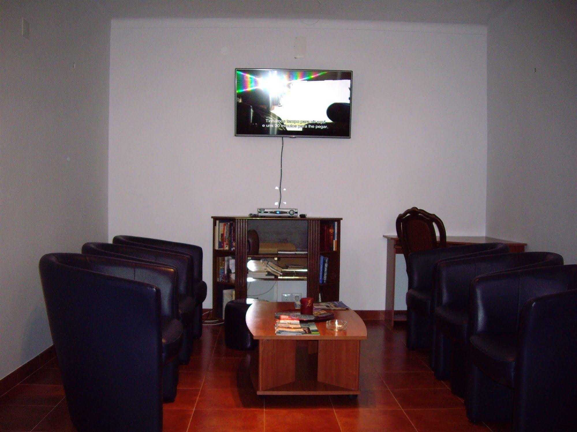 Residencial Camoes Bed & Breakfast Lisboa Dış mekan fotoğraf