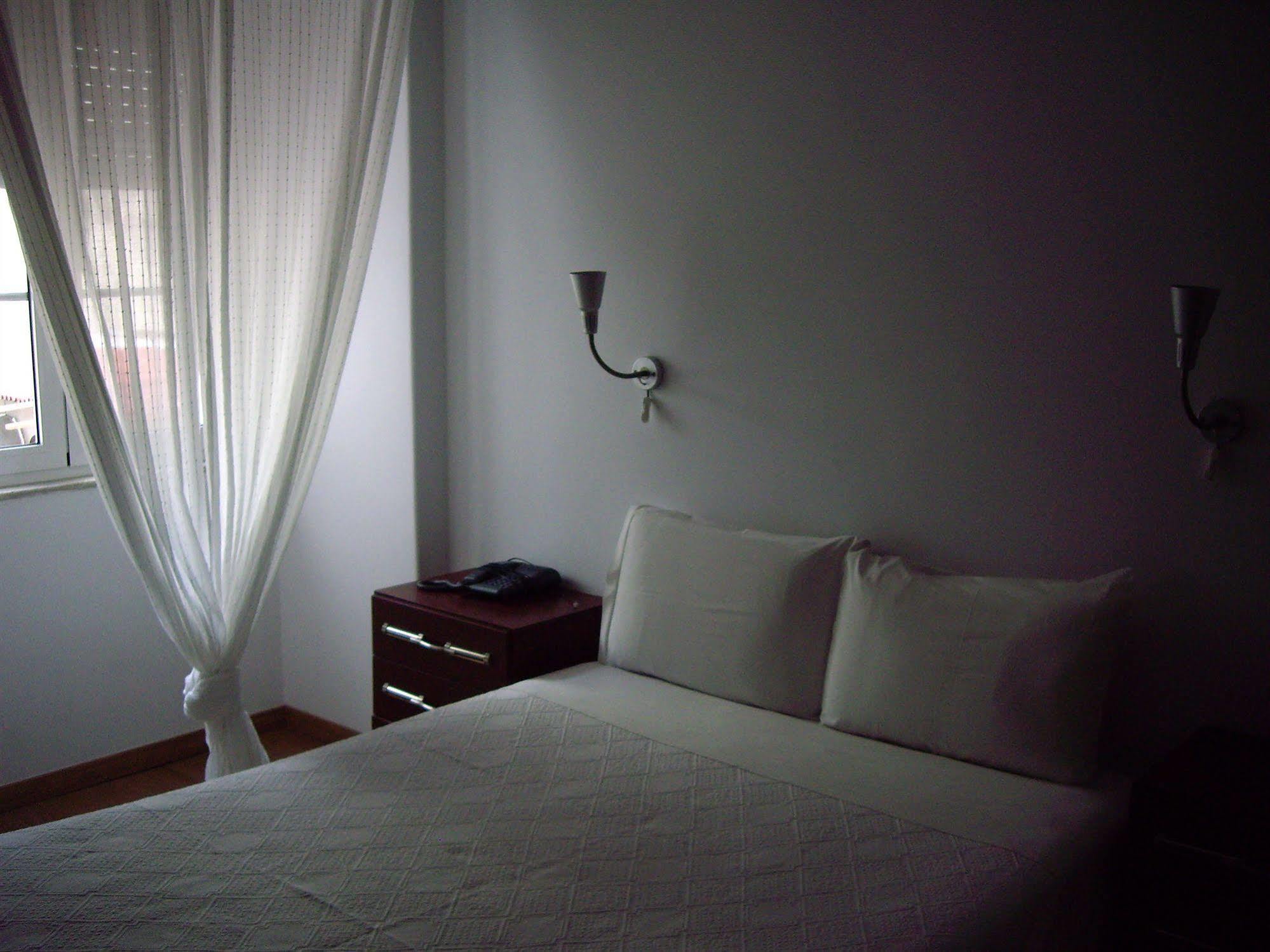 Residencial Camoes Bed & Breakfast Lisboa Dış mekan fotoğraf