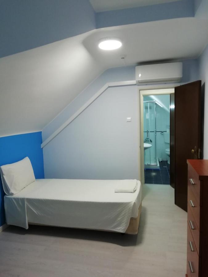 Residencial Camoes Bed & Breakfast Lisboa Dış mekan fotoğraf